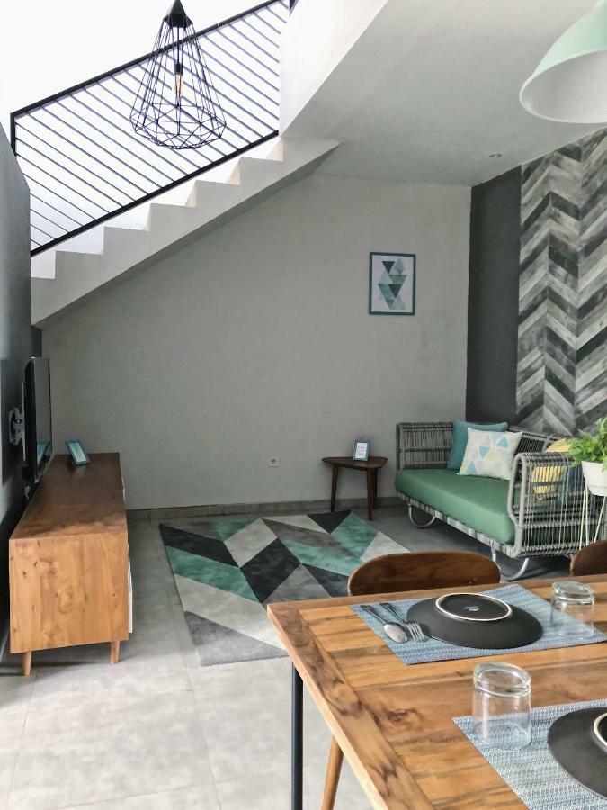 The Cendana Villa'S 바투 외부 사진